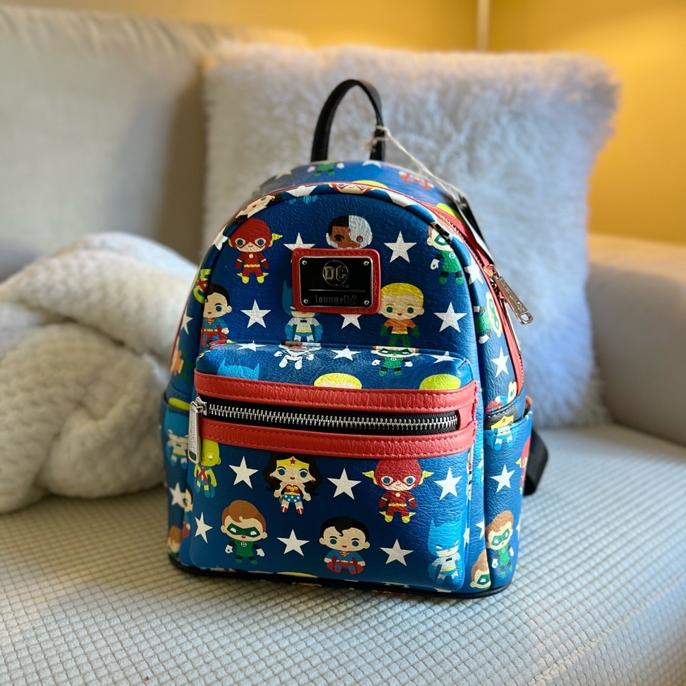 NWT Loungefly x Justice League Chibi Mini Backpack